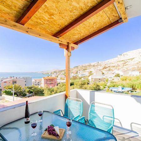 Kob Orog Good Location With Sea Views And Modern Decor Apartman Metajna Kültér fotó